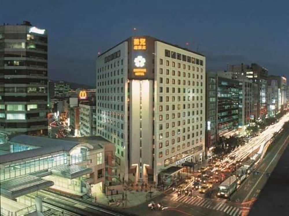 Brother Hotel Đài Bắc Ngoại thất bức ảnh