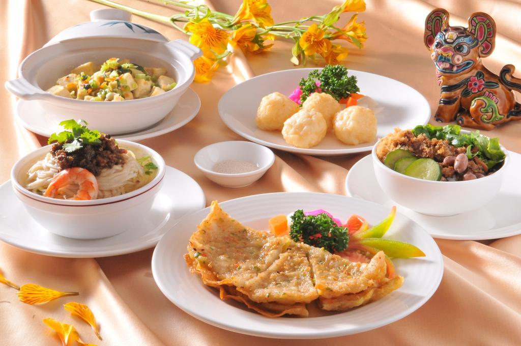 Brother Hotel Đài Bắc Ngoại thất bức ảnh